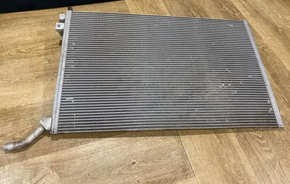 Jaguar XE Coolant radiator GX738K230BB