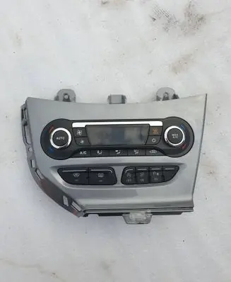 Ford Focus Climate control unit BM5T18C612CL WK3A43467 A12649640