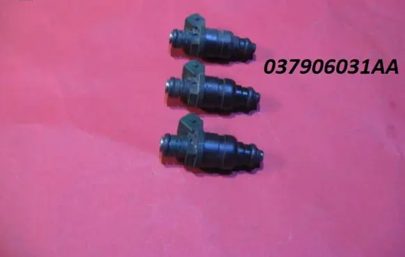 Seat Toledo II (1M) Fuel injector 037906031AA