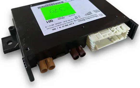 Mercedes-Benz B W247 Central body control module S379 A2479002216