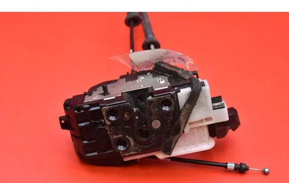 Hyundai Santa Fe Rear door lock 81420-2B000