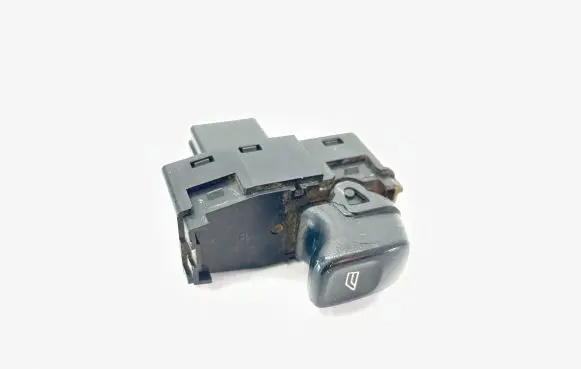 Volvo XC90 Electric window control switch 8685288 03W392