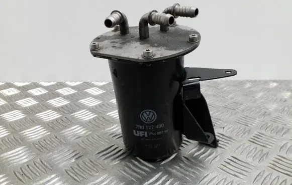 Volkswagen PASSAT B7 Fuel filter housing 3AA127399M 7N0127400