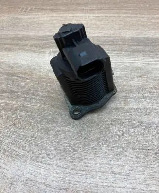 Renault Master II EGR valve 72281851 8200270539B