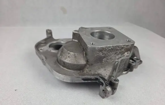 Jeep Grand Cherokee Timing chain cover L0130331H