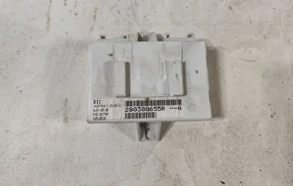 Renault Megane III GPS navigation control unit/module 280380655R