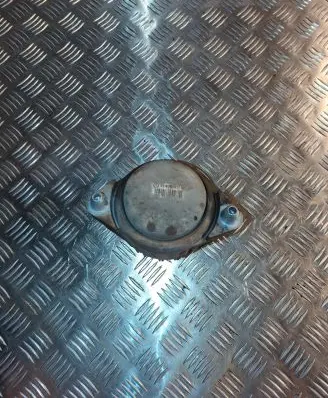 Mercedes-Benz E W212 Engine mount bracket A2122401917