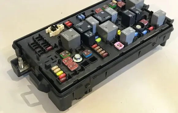 Chevrolet Camaro Fuse box set 92238272