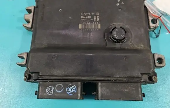 Suzuki Swift I Engine control unit/module ECU 33920-63JH IMPRK1411454