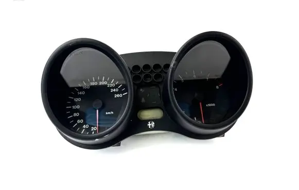 Alfa Romeo GTV Speedometer (instrument cluster) 