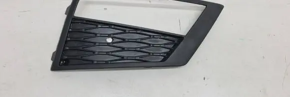 Seat Ateca Front bumper lower grill 575853666A
