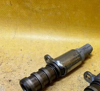 Ford Escape IV Camshaft position sensor HX7G6B297AA