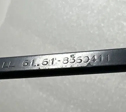 BMW 3 E36 Front wiper blade arm 61618360411