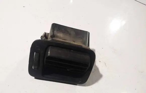 Subaru Forester SG Dash center air vent grill 
