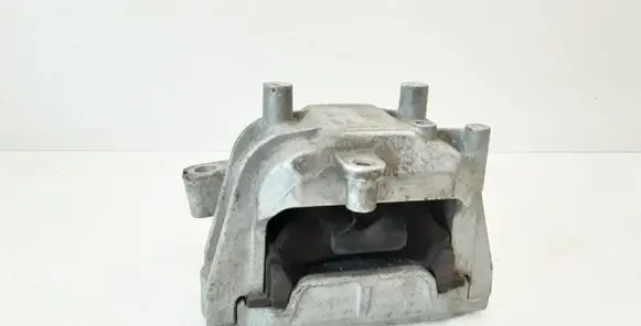 Volkswagen PASSAT B6 Engine mount bracket 1K0199262CE