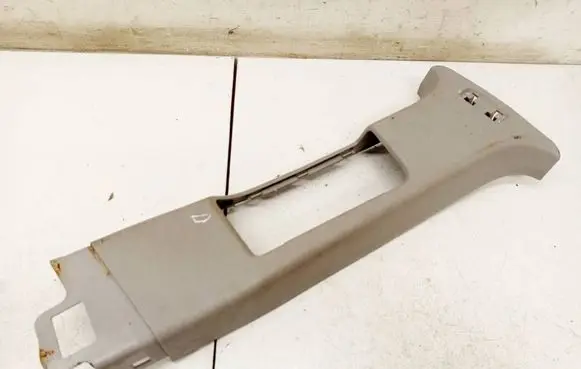Opel Zafira B (B) pillar trim (top) 13129317