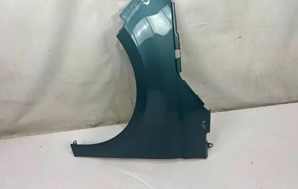 Fiat 500E Fender