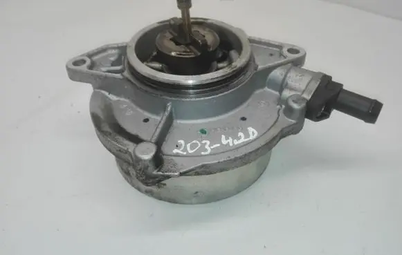 Audi A8 S8 D4 4H Vacuum pump 059145100J