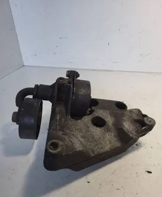 BMW 3 E90 E91 A/C compressor mount bracket 7787319