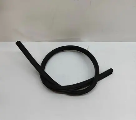 Jaguar F-Type Rubber seal front door (on door) EX5320708A