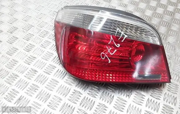 BMW 5 E60 E61 Rear/tail lights 7165737