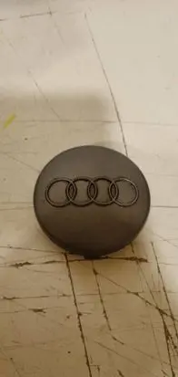 Audi A4 S4 B5 8D Original wheel cap 8D0601170A