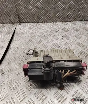 Opel Astra G Coolant fan relay 24410129