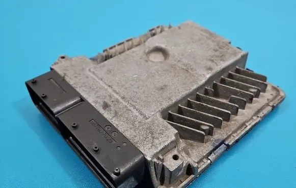 Volkswagen Touran I Engine control unit/module ECU 03G906018AL IMPRK1545394