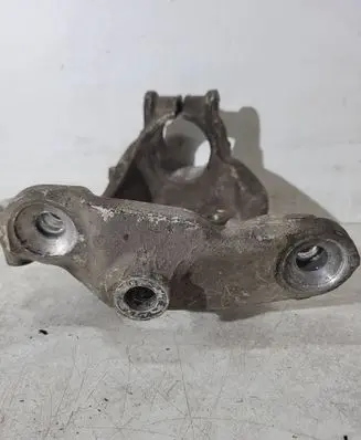 BMW 5 E60 E61 Front wheel hub spindle knuckle 6760953L