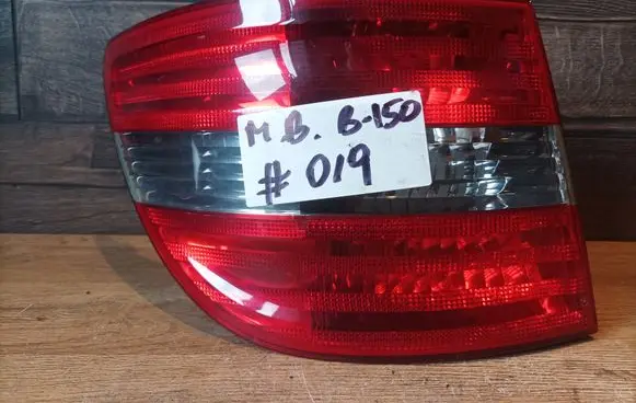 Mercedes-Benz B W245 Rear/tail lights