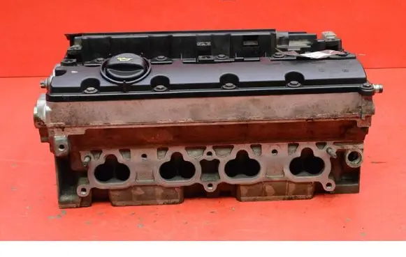 Peugeot 607 Engine head 9646124710