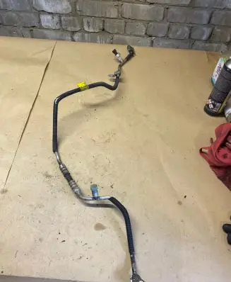 Air conditioning (A/C) pipe/hose