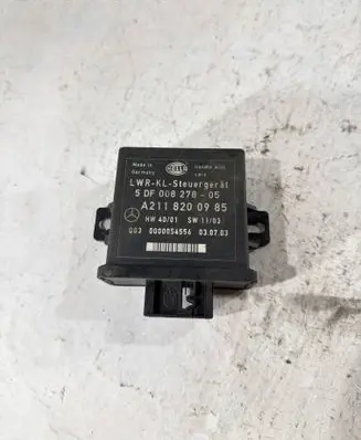 Mercedes-Benz E W211 Light module LCM A2118200985