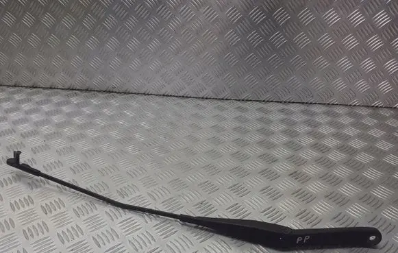 Ford Focus Front wiper blade arm 4M51-17526CC