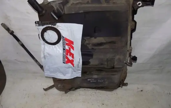 Toyota RAV 4 (XA20) Fuel tank frgty67568tytgyh44