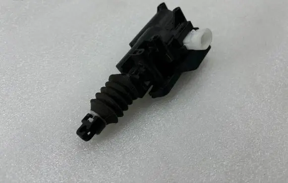 Tesla Model 3 Engine bonnet/hood lock release cable 2101814