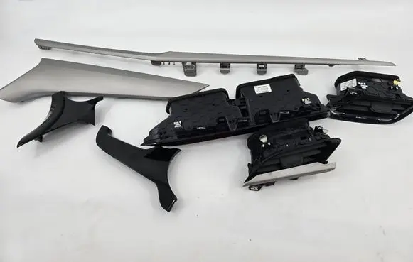 Opel Corsa F Panel trim 329131017 39198448 39198369