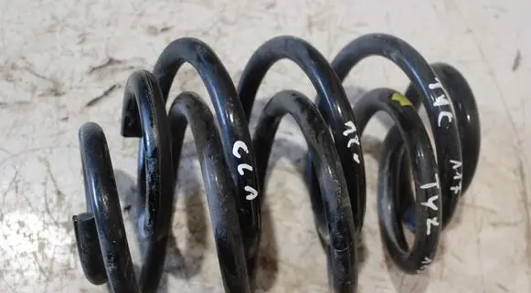Mercedes-Benz CLA C117 X117 W117 Rear coil spring 5905232364386