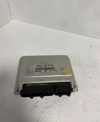 Audi A4 S4 B5 8D Engine control unit/module 8D0907558T 26SA0000 0261204957
