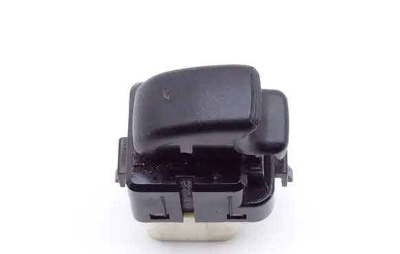 Mitsubishi Pajero Fog light switch MR445659