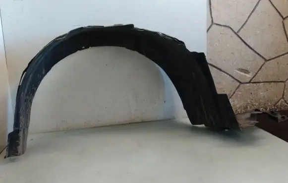Toyota Prius (NHW20) Front wheel arch liner splash guards