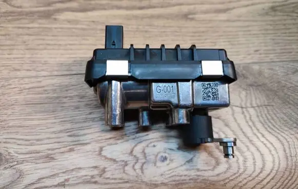 Mercedes-Benz E W211 Turbo charger electric actuator 6NW009660