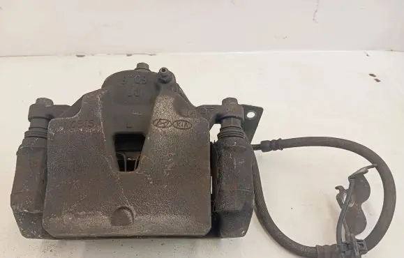 Hyundai Tucson TL Front brake caliper 8172F
