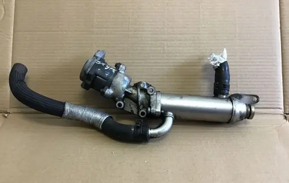 Jaguar S-Type EGR valve 4R8Q9Y493AG