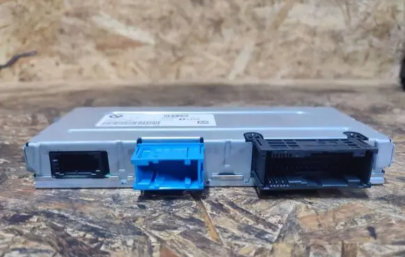 BMW 5 F10 F11 Gateway control module 9244261 53235681 102552