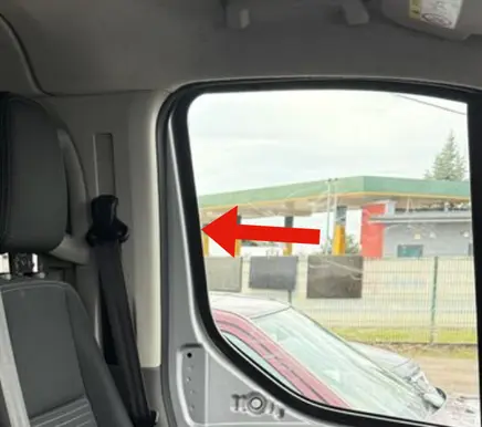 Ford Transit Custom Rubber seal front door window/glass 