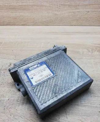 Renault Megane II Engine control unit/module ECU HOM7700868320 7700103513