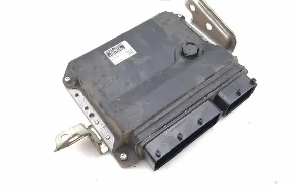 Toyota Prius (XW30) Engine control unit/module 8966147591 2756004920