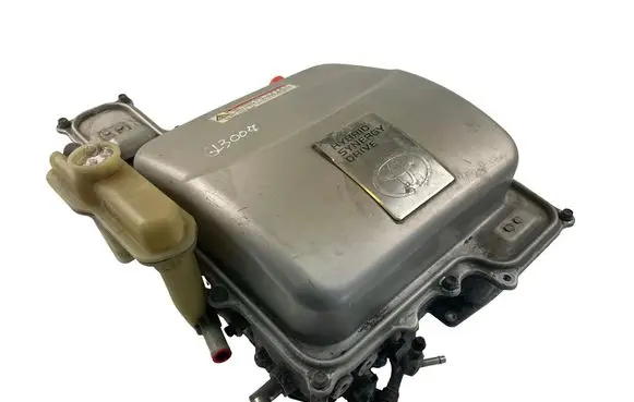 Toyota Prius (XW20) Voltage converter inverter G920047111