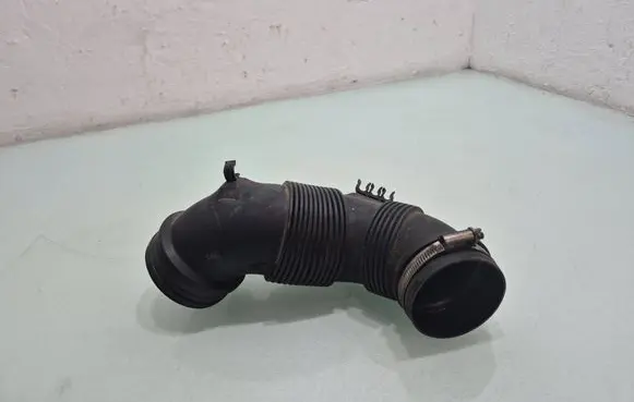 Skoda Octavia Mk3 (5E) Air intake duct part 5Q0129654